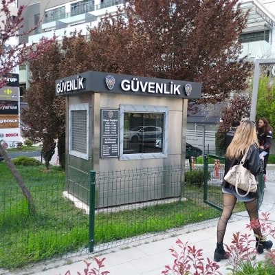 Bekçi Kulübesi